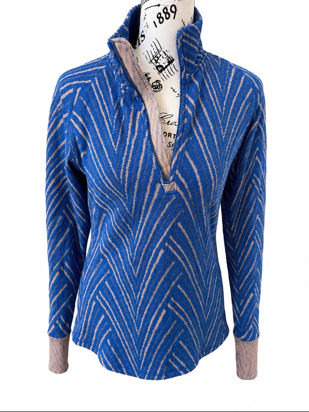 KAVU Blue Cream Chevron Knit Tunic Sweater M